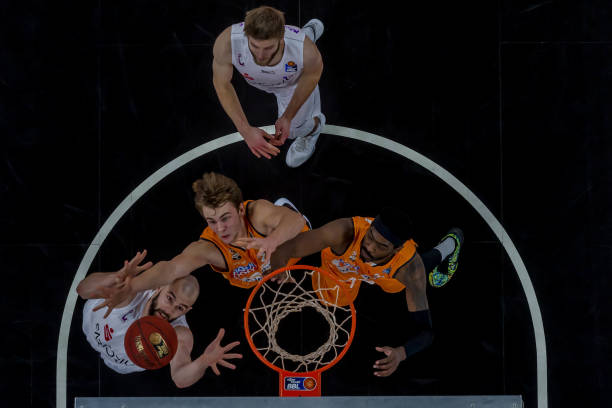 广告文案中 广告文案中