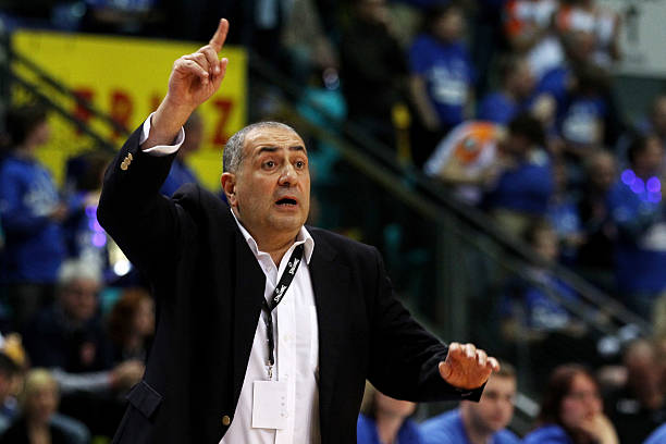 确保球队继 确保球队继